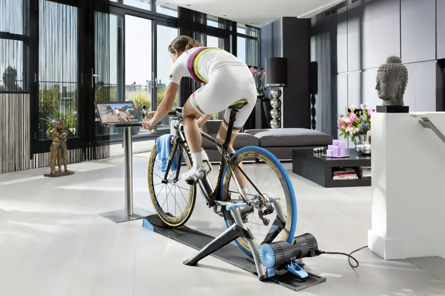 fluid bicycle trainer